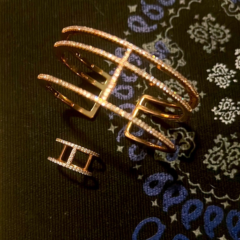 Bnib limited edition rose gold cuff and ring